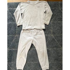 Kids' Patagonia Capilene Mid Weight Base Layer Top and Bottom - Size 5-6